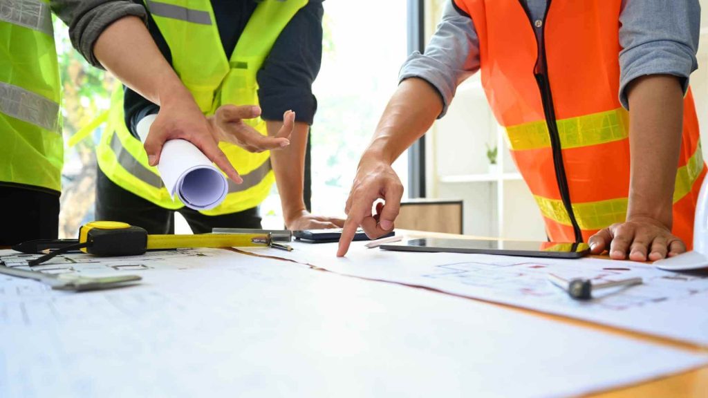 professional-construction-management-impact-on-custom-home-build-timeline-img